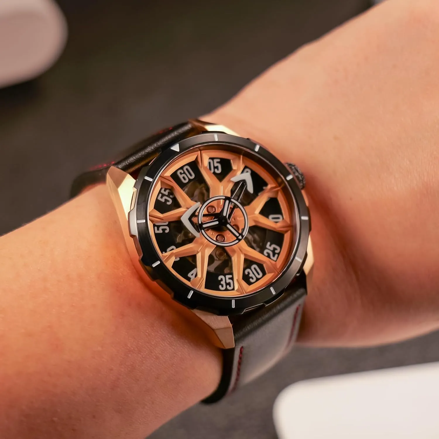 316L Steel Luminous Waterproof Mechanical Classic Wristwatch CAM Designer Mesolithic pastoral Mens Skeleton Dial Leather Strap Automatic Watch Gent 