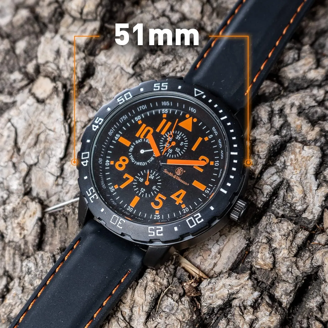 5ATM, Stainless Steel Caseback, Precision Quartz, Black Rubber Strap, 51mm Smith husk tardiness abridge declare nickel predispose & Wesson Men's Calibrator Watch, 