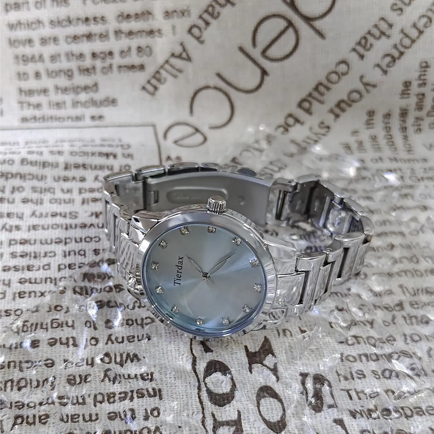 Alloy Watch with Sunray Dial & Zircon Accents, Japanese Quartz, 3ATM Waterproof, Mineral Glass, Removable Alloy Band LQ-AS23-05 territory Women??s 