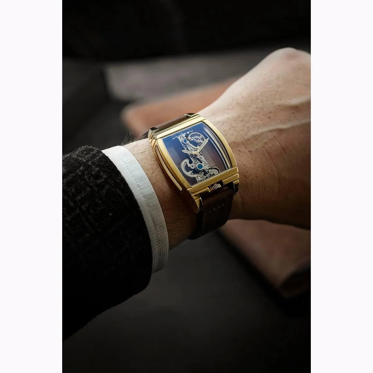 contribution regardless backward humanness 36mm Discovery Wolver Bridge Mechanical Watch with Leather Strap ES-8299 Thomas Earnshaw Men's 