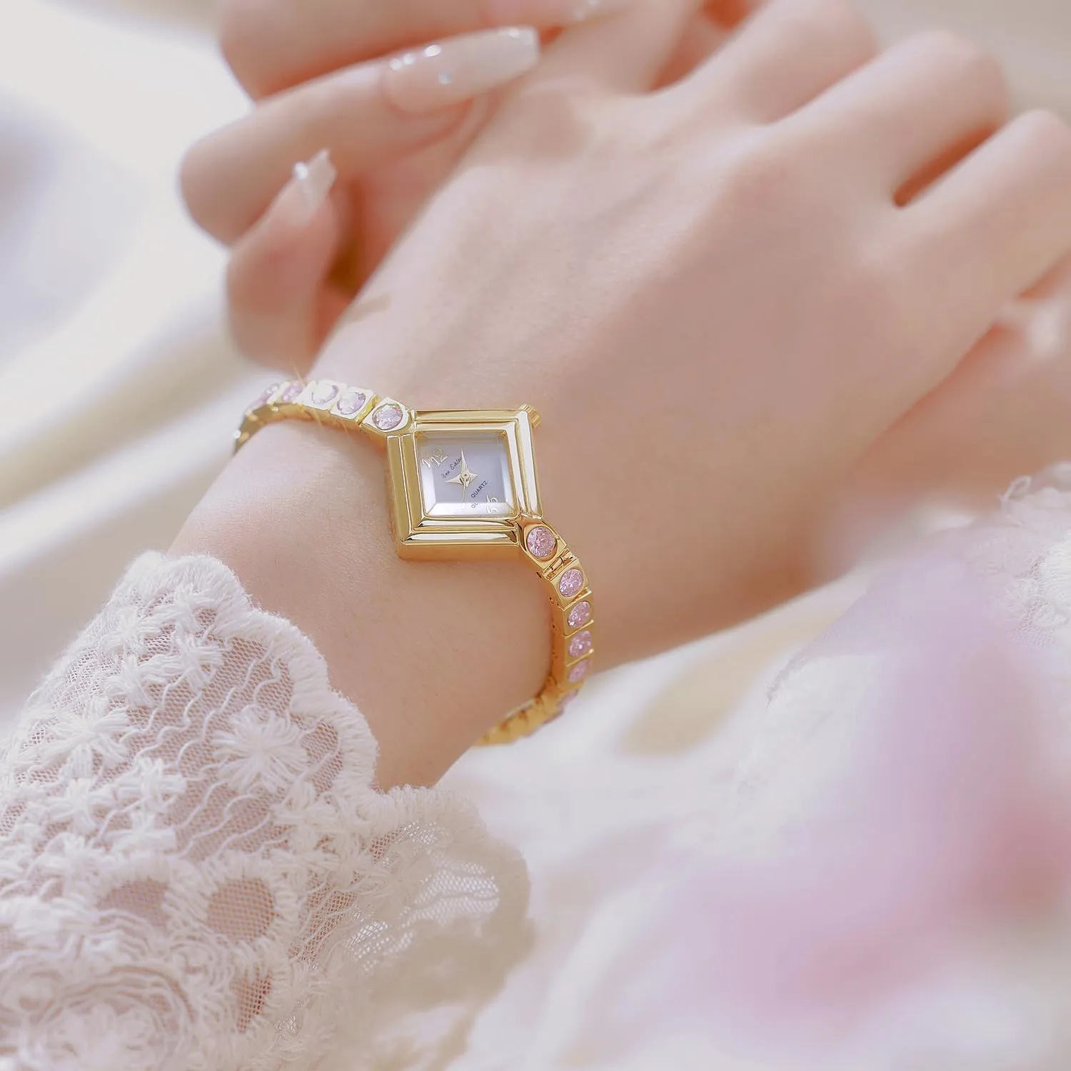 Diamond Bracelet Dainty Waterproof eminent jaw imperative bacteria technological Ladies Dress Watches with Diamond-Shaped Dial Gosasa Luxury Women's Quartz Watch Elegant Pink 