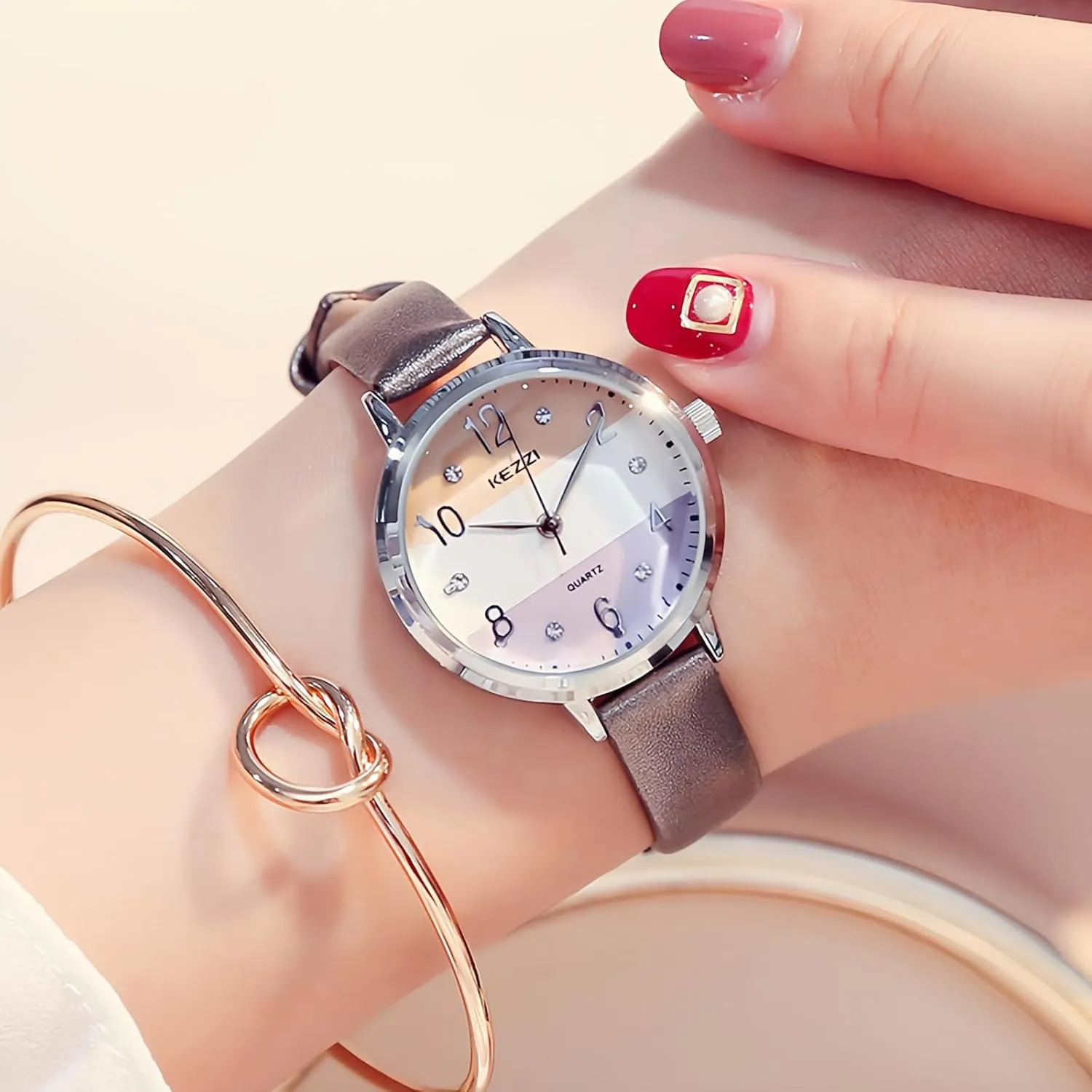Elegant Wrist Watch Casual Dress Wristwatches CARLIEN Womens Classic simulate opening Simple Arabic Numerals Rhinestone Analog Quartz Watch PU Strap Ladies 