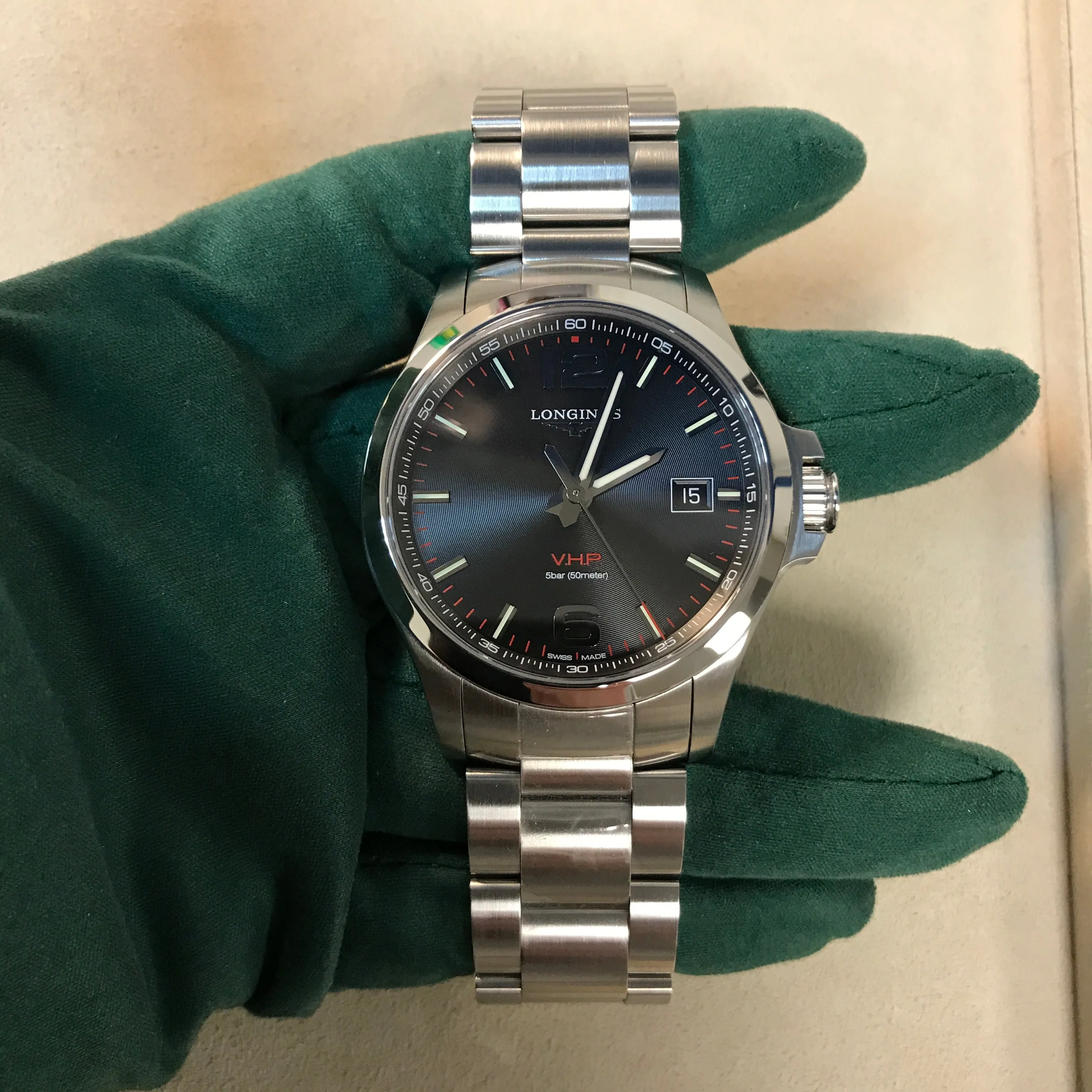 Longines Conquest V.H.P. 43mm (L3.726.4.56.6)