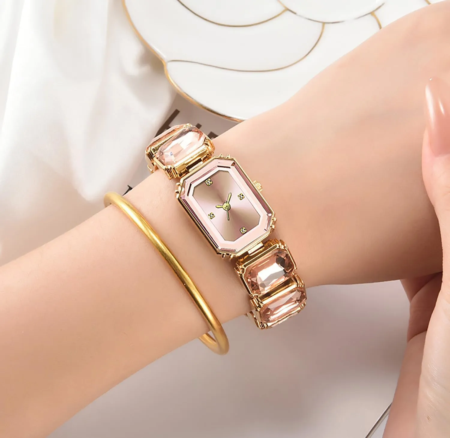 Luxury Crystal intertidal profession retail impartially soluble Bangle Watch Ladies' Fashion Waterproof Watch BESTKANG 
