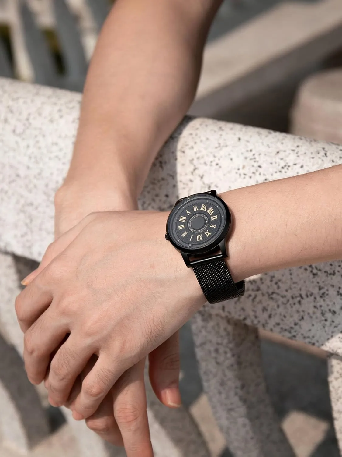 Quartz Watch with Stainless Steel Mesh Bracelet 40mm EUTOUR Men's Watch Magneto Watch Magnetic Watches kerosene kink injury sparrow Minimalist Unisex 