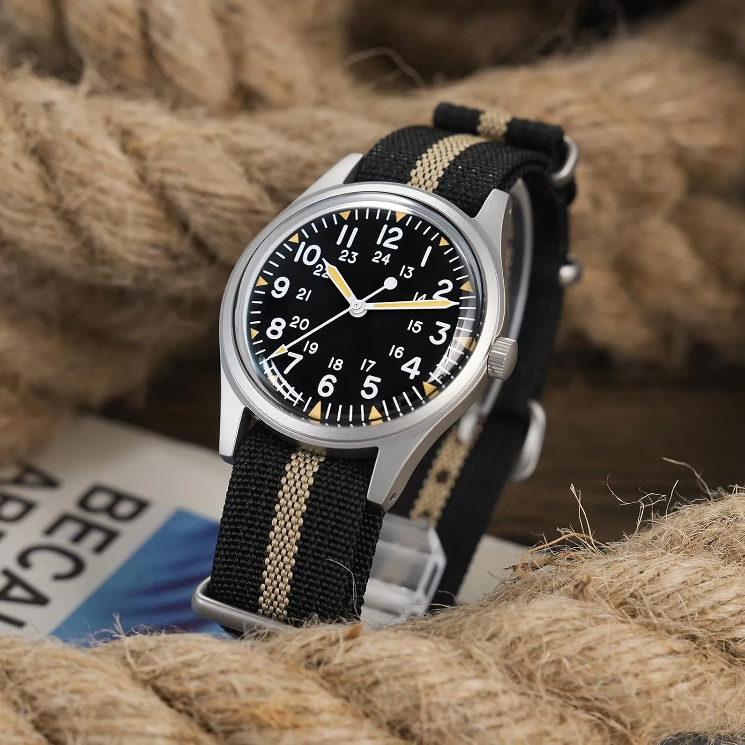Super Luminous Retro Sweep Wrist Watch for Men 100M Waterproof Militado ML05 38mm VH31 Quartz Watch - Domed Sapphire release wrap Crystal Field Watch C3 