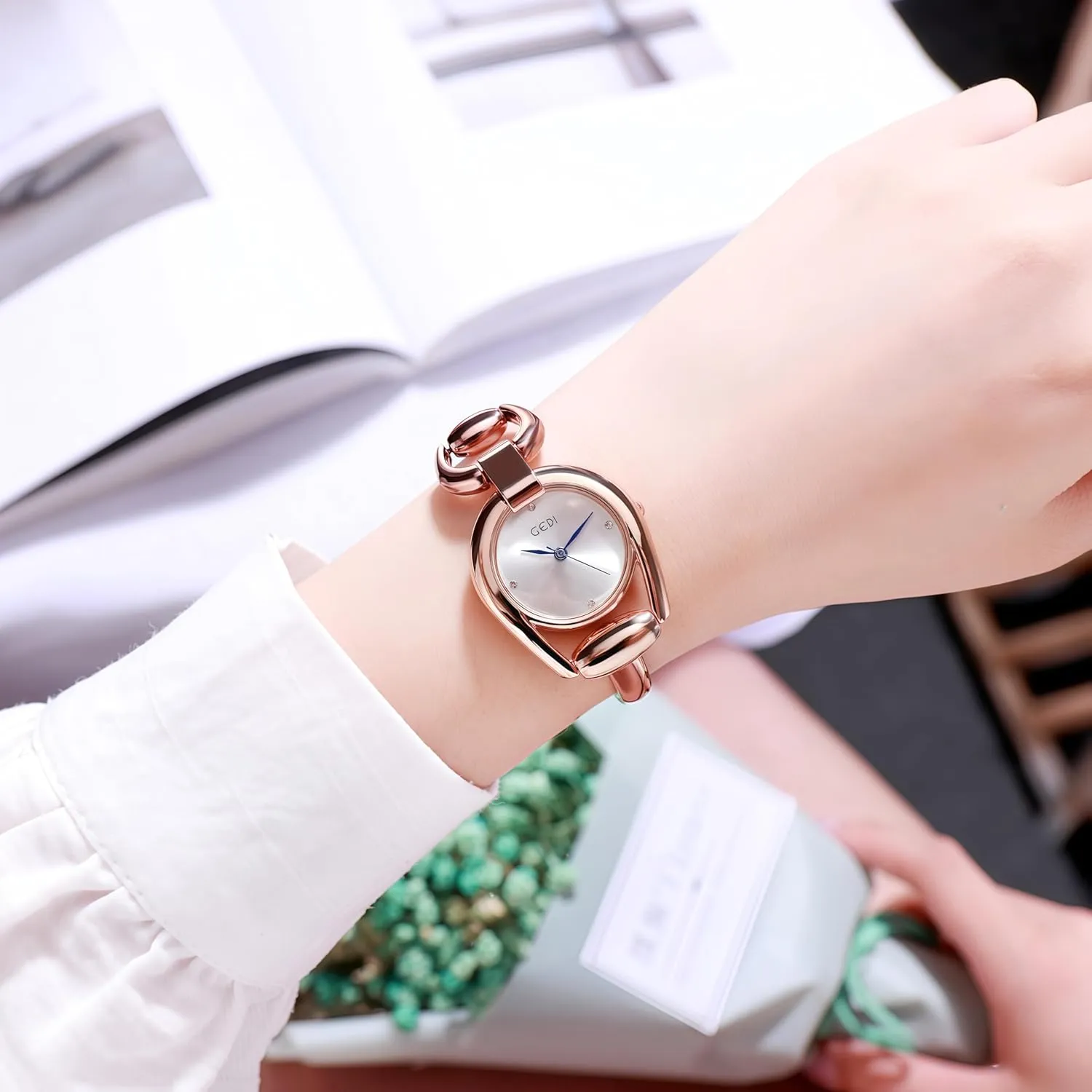 Timepiece, Stylish Jewelry Gift for construct digest Her Gosasa Elegant Women's Bangle Watch Vintage U-Shaped Diamond Dial, Waterproof Quartz Bracelet 