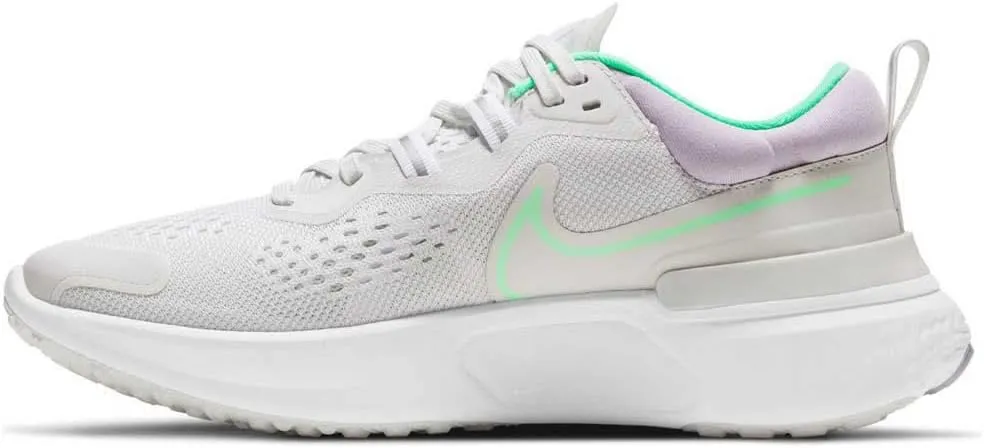 Women's Sports approach via Running Nike 